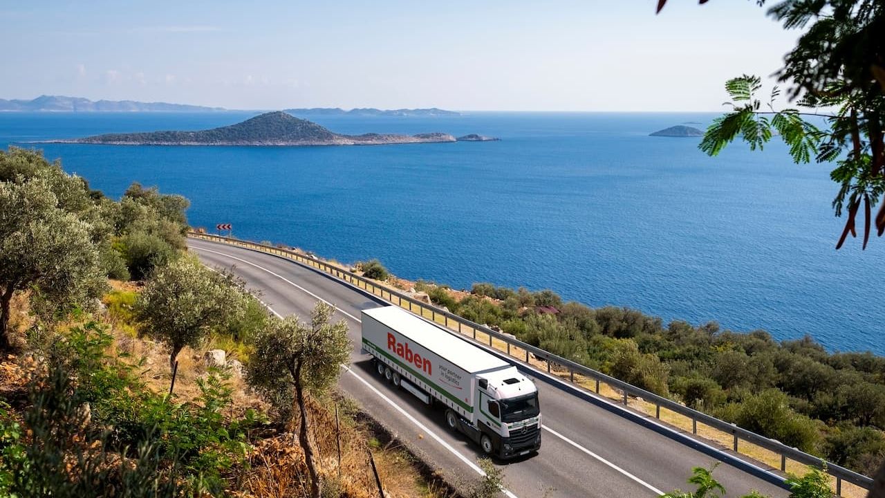 Raben Group, parsiyel taşımacılık gücüyle KOBİ’lere destek olacak Raben Group, parsiyel taşımacılık gücüyle KOBİ’lere destek olacak