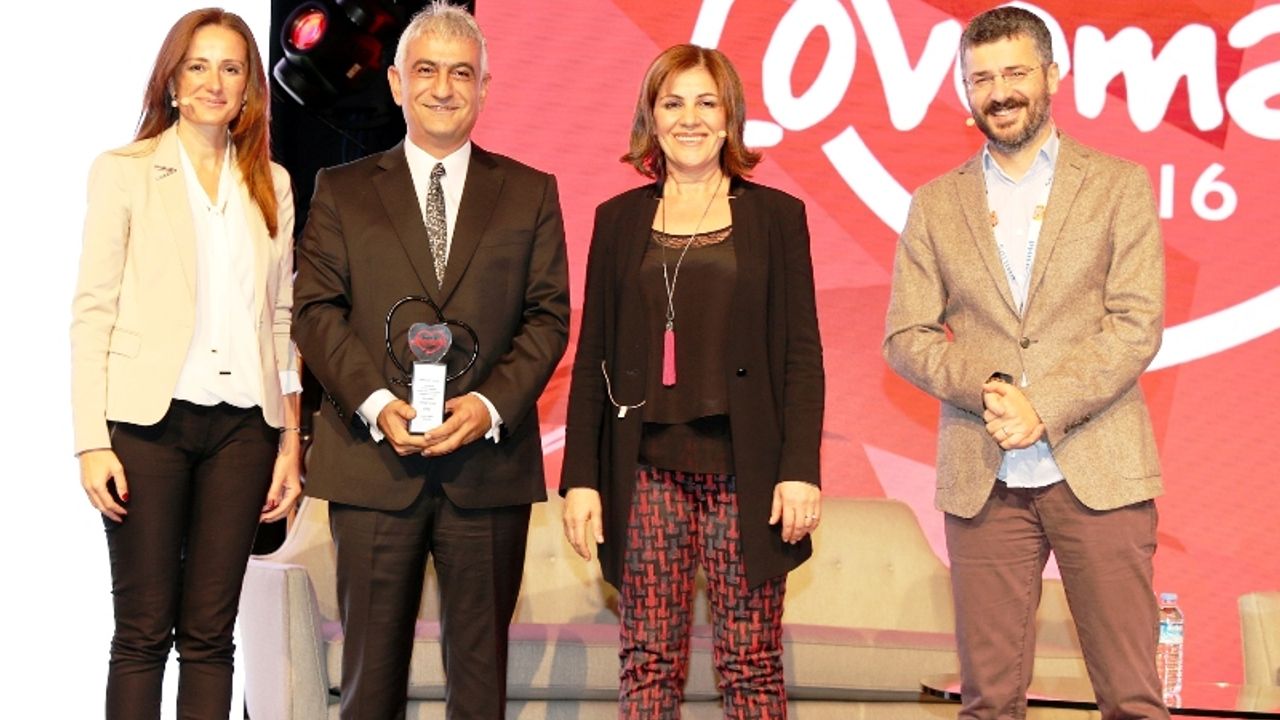 Dağıtım sektörünün “Aşkla Bağlanılan Markası” seçildi.
