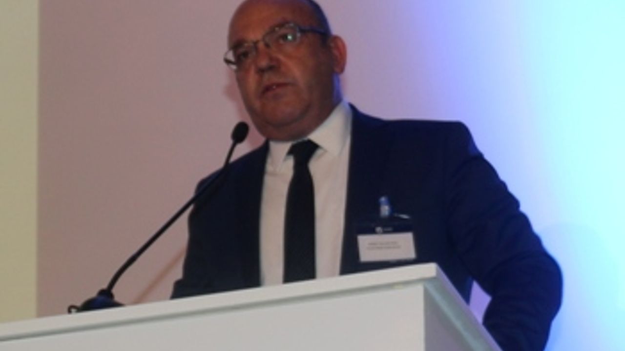 U.N. Ro-Ro vites büyütecek