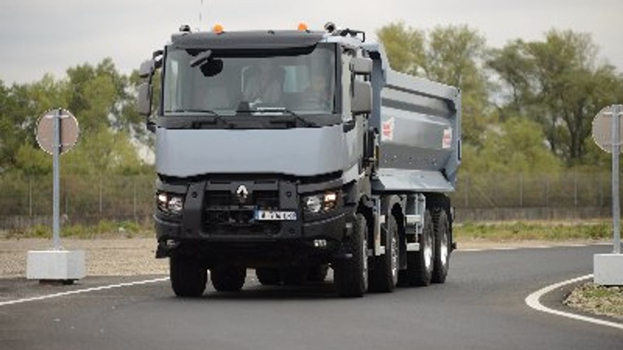 Renault Trucks bayileri, Lyon’da buluştu