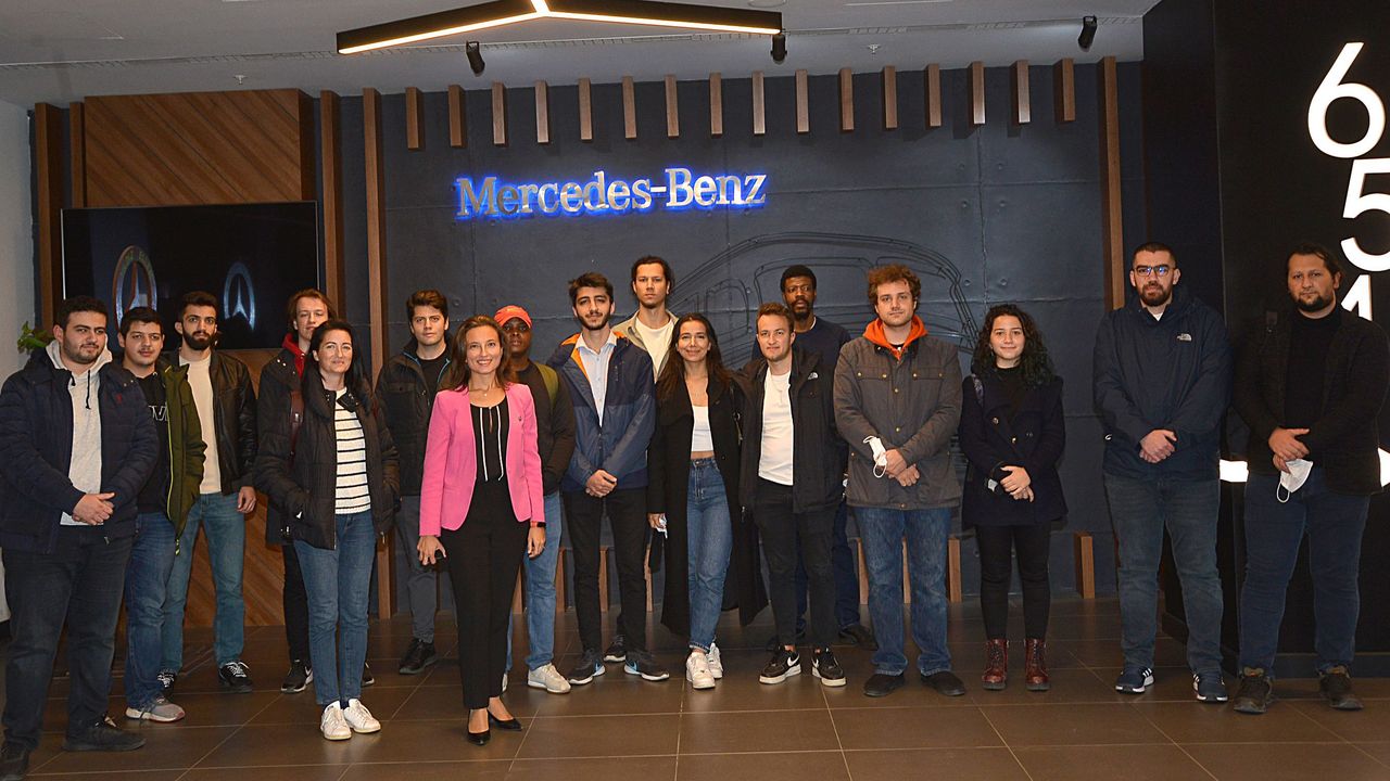Mercedes-Benz Türk’ten üniversite öğrencilerine destek