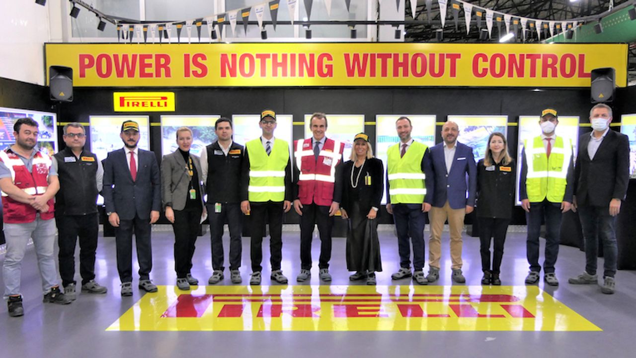 T.C. Cumhurbaşkanlığı Yatırım Ofisi, Pirelli İzmit Fabrikası’nı ziyaret etti