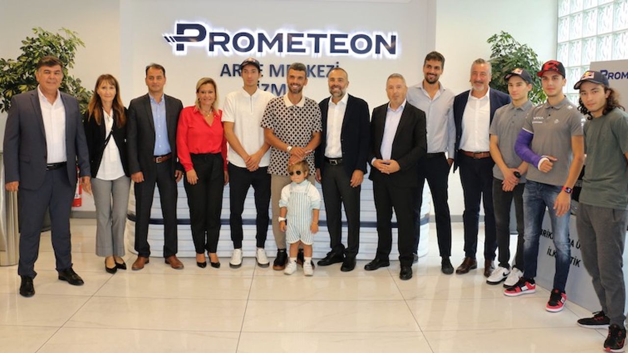2021 Superbike Şampiyonu, Prometeon Türkiye Kocaeli fabrikasını ziyaret etti