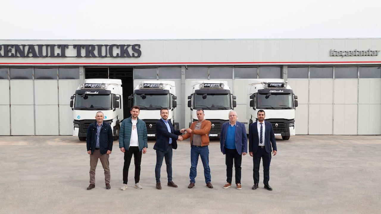 Renault Trucks Edirne bayinin ilk teslimatı, Erşen Lojistik’e yapıldı