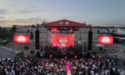 15 bin Tofaş çalışanı ve ailesi Cumhuriyet’in 100’üncü yılını kutladı
