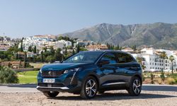 48V hibrit teknolojili  PEUGEOT 3008 ve 5008 Türkiye'de