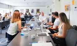 Mercedes-Benz Türk'te İnovasyon, "Fikir Kampı" ile Fikirden Değere Dönüşüyor