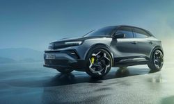 Opel en hızlı elektrikli modelini tanıttı