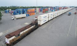 Arkas Line, Hindistan’da reefer konteynerlerde çift katlı taşıma rekorunu kırdı