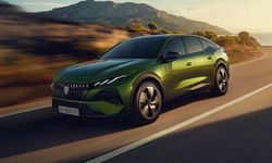 Tasarımıyla fark yaratan yeni PEUGEOT 408 sahneye çıktı
