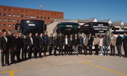 Mercedes-Benz Türk, Temizsoy Turizm’e 3 adet Mercedes-Benz Tourismo teslim etti