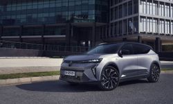 Avrupa’da yılın otomobili seçilen Renault Scenic E-Tech elektrikli satışa sunuldu