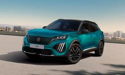 Peugeot 2008 yeni İyonya Mavi gövde rengi ile karakterini güçlendiriyor