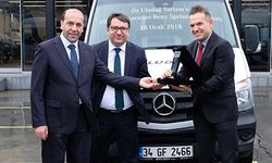 Mercedes-Benz Türk, Öz Uludağ Turizm’in Sprinter'larını teslim etti