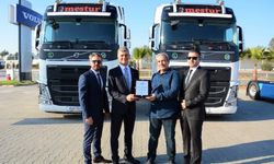 Volvo Trucks, Mestur, Özakar ve AGK İnşaat'a yeni çekici teslimatları yaptı