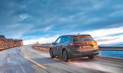 BMW iX  seri üretim öncesi en zorlu kış şartlarında test ediliyor