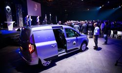2022 Uluslararası Yılın Ticari Aracı Yeni Kangoo Van seçildi