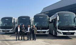 MAN’dan İzmir ve Bingöl firmalarına 5 adet Lion’s Coach teslimatı yaptı