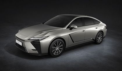 Lexus Yeni Nesil ES Modelini Dünya Prömiyeriyle Tanıttı
