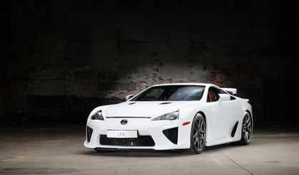 Lexus’un ikonik modeli LFA, Türkiye’de otomobil tutkunlarının kalbini fethetti