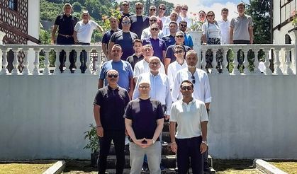 Mercedes-Benz Türk, Trabzon'da otobüs bayi satış toplantısını gerçekleştirdi