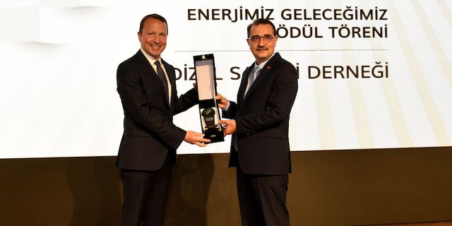Biyodizel Sanayi Derneği ve Petrol Ofisi, hayata geçirdikleri “Suyun Geleceği İçin Dönüşüm Başladı” projesi ile ödül aldı