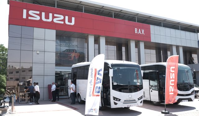 Bursa Ağır Vasıta Isuzu otobüsleri müşterileriyle buluşturdu