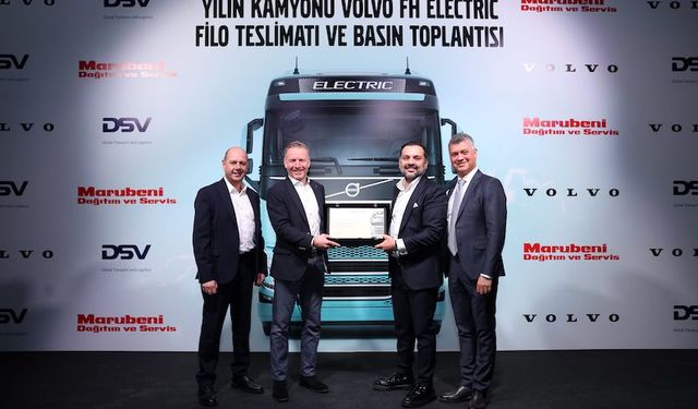 Volvo Trucks, DSV Lojistik’e bugüne kadarki en büyük elektrikli kamyon filo teslimatını gerçekleştirdi