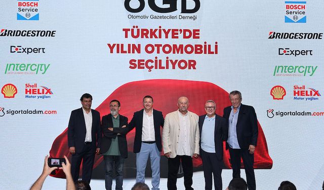 Türkiye'de yılın otomobili  “Togg T10X” seçildi