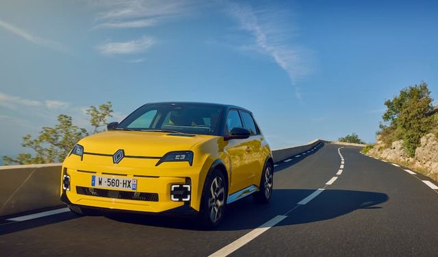 Renault 5 E-Tech Elektrikli Türkiye'de