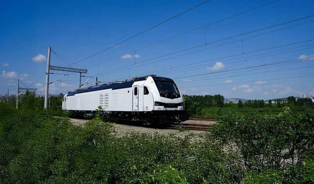 Arkas Rail’in hibrit lokomotifleri Türkiye’de hizmete girdi