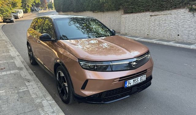 Opel Grandland Elektrik test sürüşü: aileler ve uzun yol kullanıcıları için ideal mi?