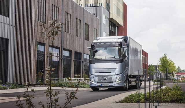 Volvo Trucks Euro Ncap ağır ticari araç testlerinde ikinci kez 5 yıldız aldı