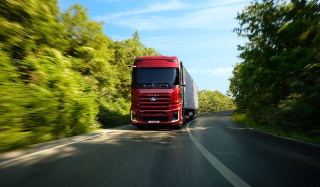 Ford Trucks yeni F-MAX ve F-LINE E modellerini Solutrans’ta tanıtıyor