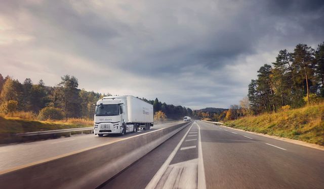 Renault Trucks elektrikli çekici ailesini 600 km menzil ile genişletti