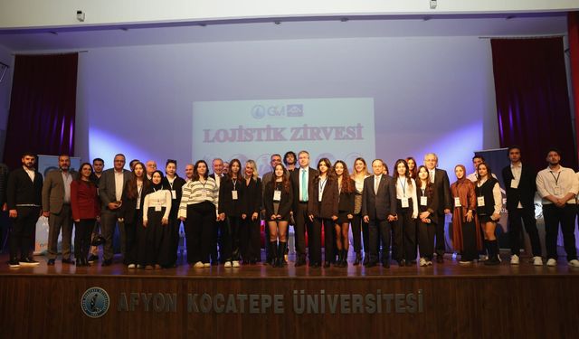 Kâmil Koç 100 yıllık mirasını üniversite gençliğiyle paylaştı