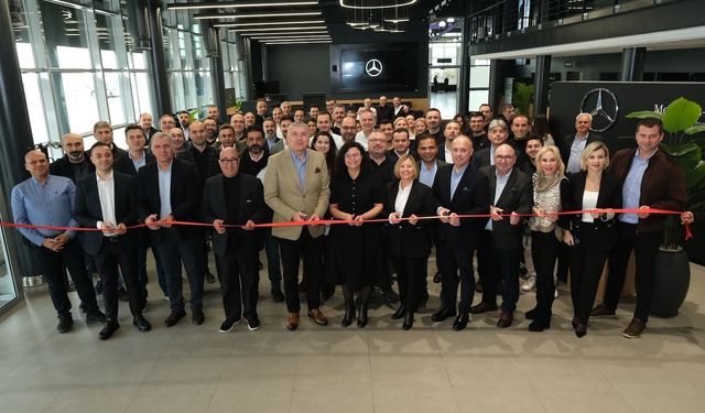 Mercedes-Benz Türk Aksaray Müşteri Merkezi  yenilenen yüzüyle hizmete açıldı