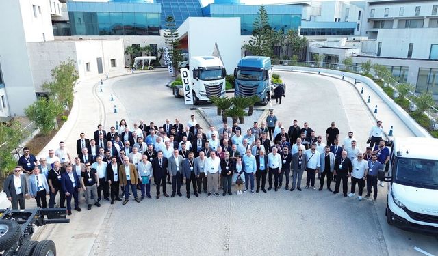 Iveco Türkiye ve üst yapıcılar stratejik iş birliği için Antalya’da buluştu