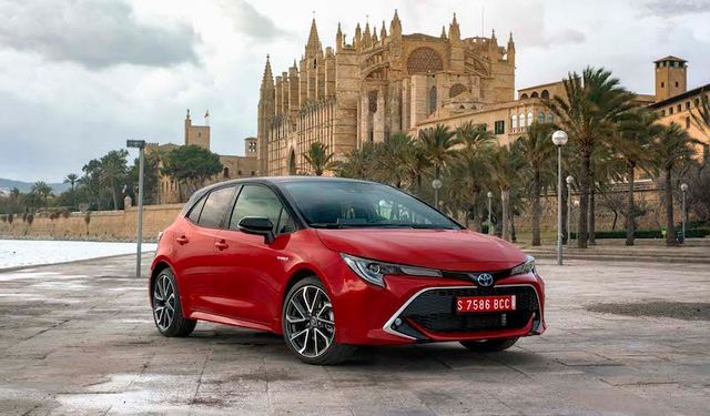 Toyota'nın hibrit satışları 16 milyonu aştı