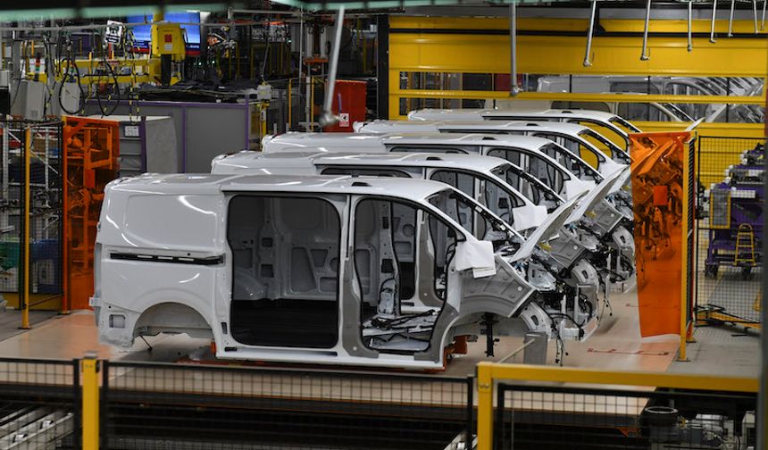 İlk yarıda otomotiv üretimi paralel seviyede gerçekleşirken, ihracat yüzde 8 arttı