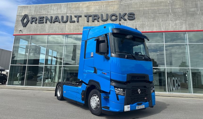 Renault Trucks'ın Bourg-en-Bresse Fabrikası Bir Milyonuncu Kamyonunu Üretti