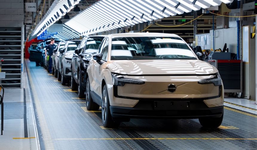Volvo Cars, Tamamen Elektrikli EX30 Üretimine Avrupa’da Başladı