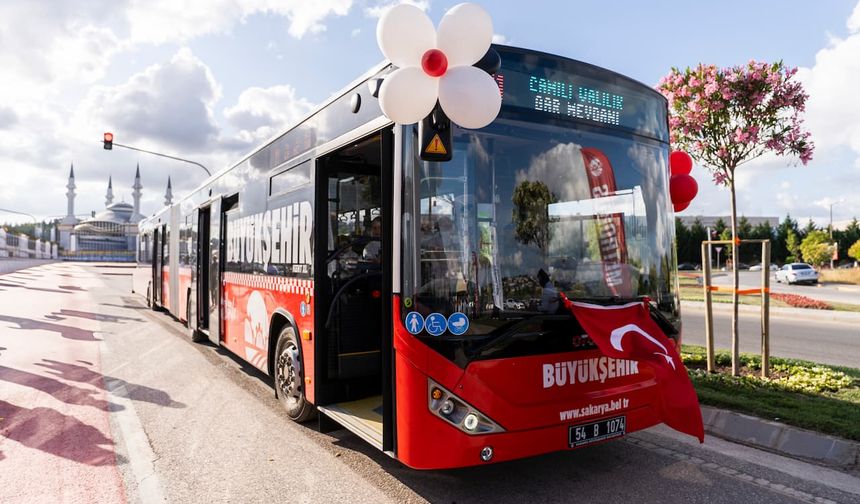 Sakarya Metrobüs Hattı Otokar Kent XL ile Güçlendi