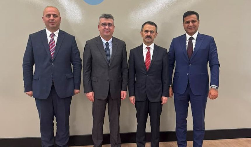 Kocaeli Valisi İlhami Aktaş, Railport terminalini ziyaret etti