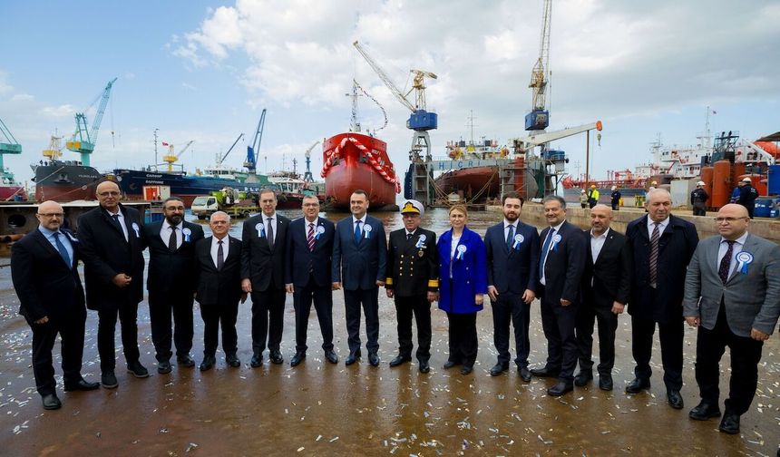 Petrol Ofisi Grubu için inşa edilen WOLF 1 denizle buluştu