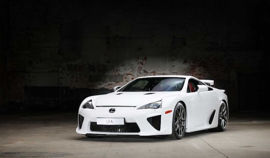 Lexus’un ikonik modeli LFA, Türkiye’de otomobil tutkunlarının kalbini fethetti