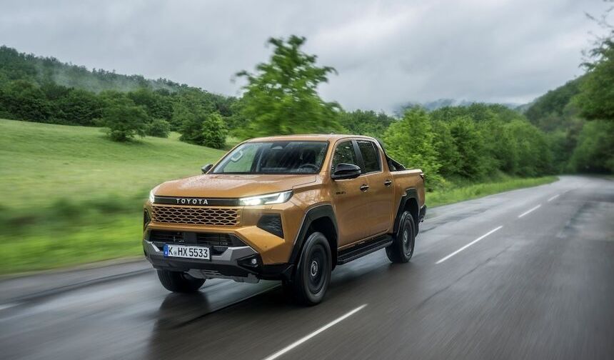 Yeni Toyota Hilux Ağustos ayında Türkiye yollarına çıkıyor