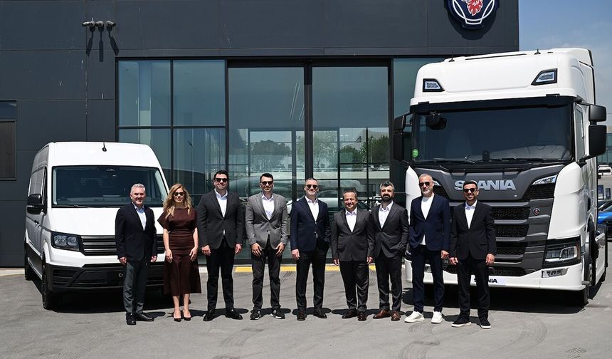 Scania 560R ve Crafter modelleri Evolog Lojistik filosuna katıldı