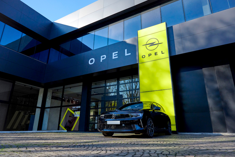 Opel Yeni Showroom Konsepti 3