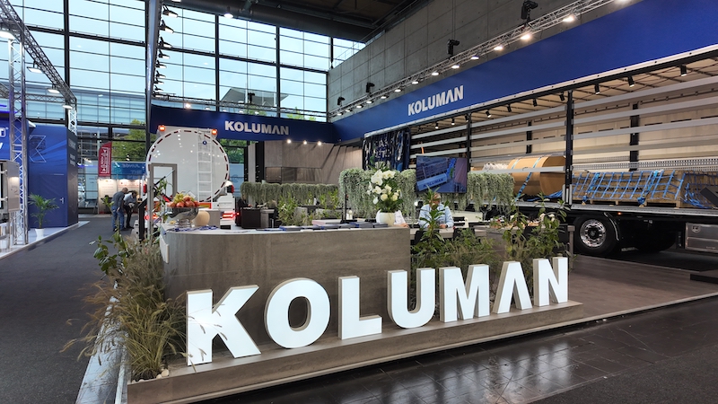 Koluman Stand